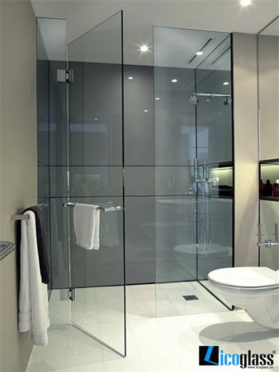 vách kính 180 độ vách kính 180 độ